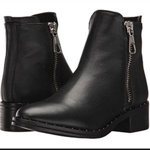 NWOT steve madden booties
